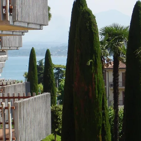Sul Garda アパート ペスキエーラ・デル・ガルダ